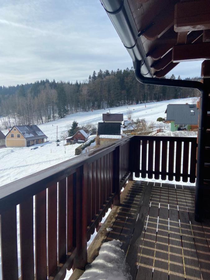 Rodinný dům na Sluneční stráni Dolní Dvůr Exteriér fotografie